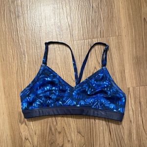 ALO Yoga sports bra sz small